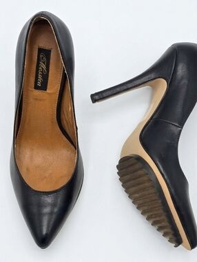 Messeca NY Black Pointed-Toe High Heel Pumps With Rubber Platform - size 7.5